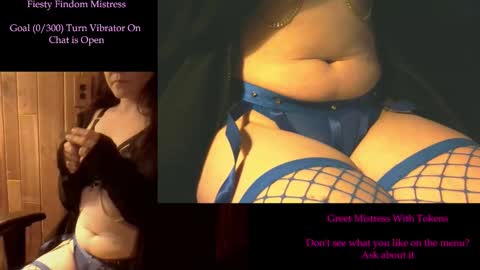 Snapshot of princessmariahswitch chatting on December 1, 9:14 am Cuckold Cravings online show from December 1, 9:14 am