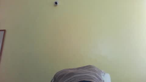 Snapshot of princessmiles2 chatting on February 10, 8:53 am phelly online show from February 10, 8:53 am