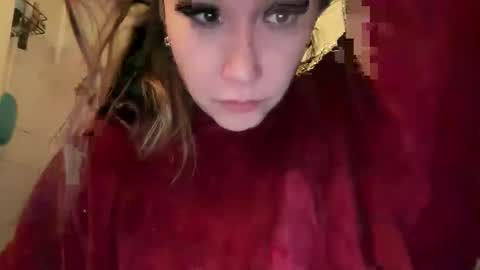 Snapshot of princessoftenis44 chatting on November 27, 9:55 am princessoftenis44 online show from November 27, 9:55 am