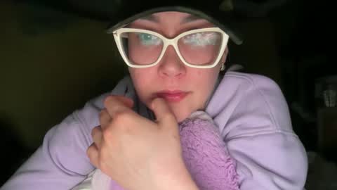 Snapshot of princessoftenis44 chatting on May 22, 6:09 am princessoftenis44 online show from May 22, 6:09 am