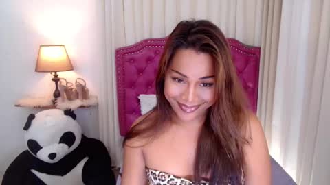 princessyanzy1 online show from October 22, 11:59 pm