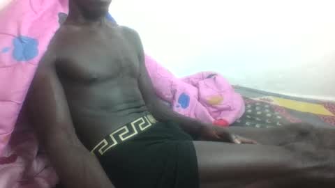 Snapshot of principboy chatting on February 24, 3:37 am principboy online show from February 24, 3:37 am