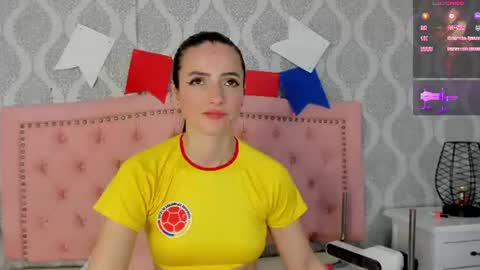Snapshot of princsgirl_ chatting on July 3, 8:04 pm Marcela online show from July 3, 8:04 pm