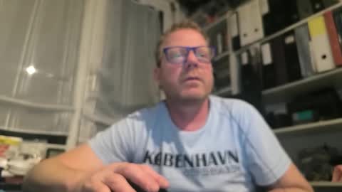 Snapshot of prinz1976 chatting on April 10, 9:08 pm Prinz online show from April 10, 9:08 pm