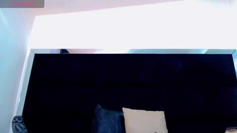 Snapshot of priscilarainbow chatting on May 18, 7:52 pm priscilarainbow online show from May 18, 7:52 pm