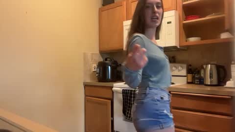 Snapshot of prism50 chatting on September 29, 11:42 pm Prism online show from September 29, 11:42 pm