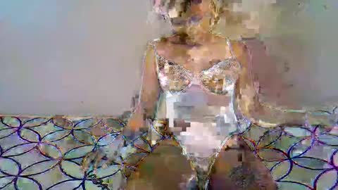 Snapshot of priya_queen chatting on April 20, 7:00 am priya_queen online show from April 20, 7:00 am