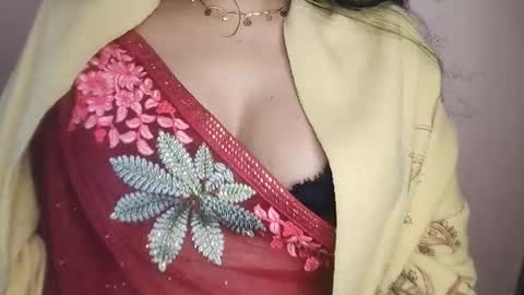 priyu_ online show from January 12, 3:12 am