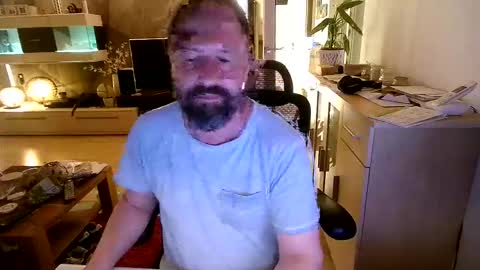 Snapshot of proband_007 chatting on May 27, 9:34 pm proband_007 online show from May 27, 9:34 pm