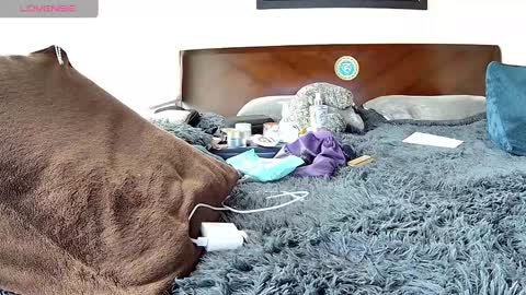 Probardetodo independent model online show from December 22, 9:09 pm