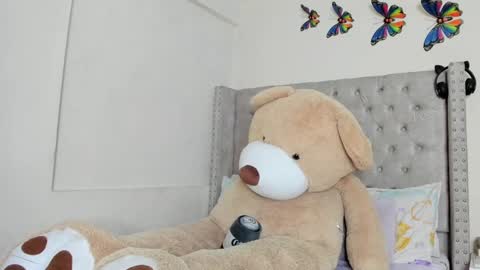 Snapshot of profanared chatting on January 9, 3:34 pm Profana Red online show from January 9, 3:34 pm