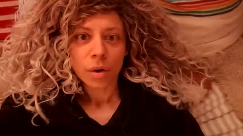 Snapshot of professorhushh chatting on November 9, 3:27 am professorhushh online show from November 9, 3:27 am