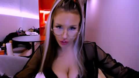 Barbara online show from January 20, 1:50 am