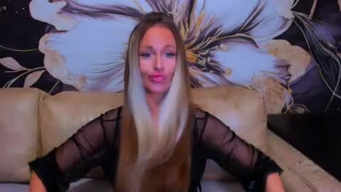 Snapshot of project_barbara chatting on June 17, 5:03 pm Barbara online show from June 17, 5:03 pm