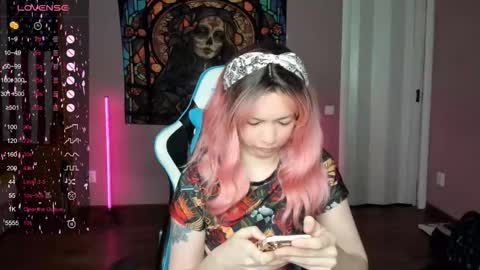 Di online show from December 4, 11:30 am