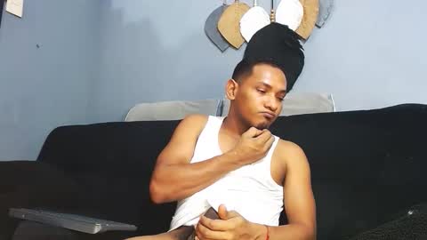 Grande y Gruesa online show from February 12, 7:47 am