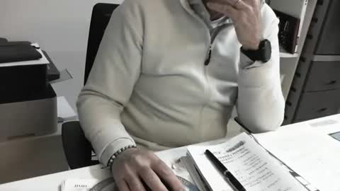 Snapshot of proplan chatting on January 21, 5:20 pm mature hairy guy online show from January 21, 5:20 pm