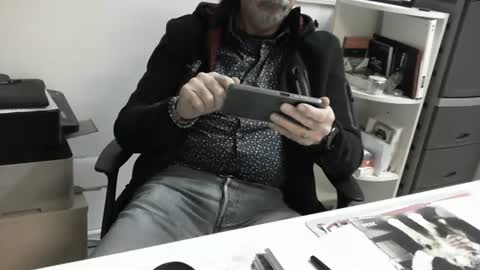 Snapshot of proplan chatting on February 26, 5:50 pm mature hairy guy online show from February 26, 5:50 pm
