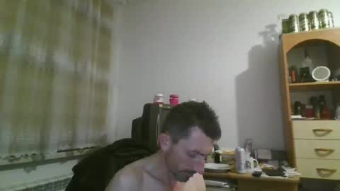 Mariusz online show from December 21, 9:36 pm