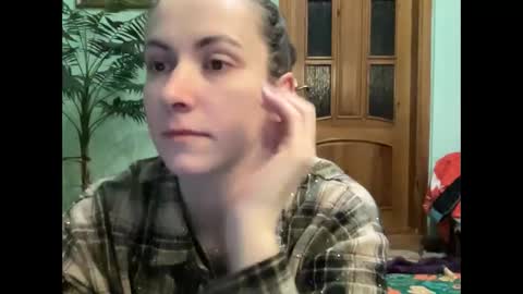 Snapshot of proud_sweet_21 chatting on April 28, 12:09 am proud sweet 21 online show from April 28, 12:09 am