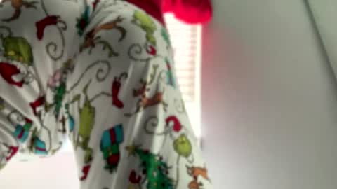 prtty2345 online show from June 27, 6:02 pm