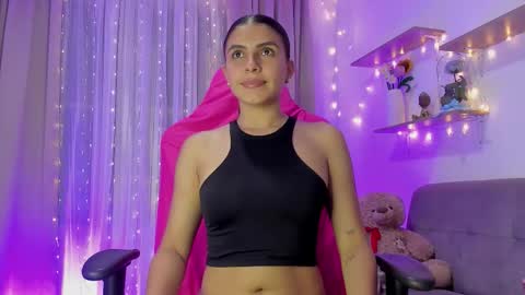    INDEPENDENT MODEL online show from February 1, 4:33 am