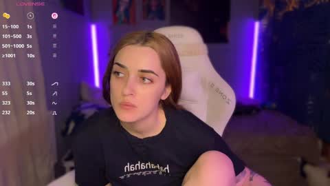 Queen of Pain online show from April 9, 6:19 am