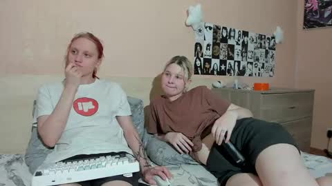 Snapshot of pssska chatting on June 1, 5:47 pm pssska online show from June 1, 5:47 pm