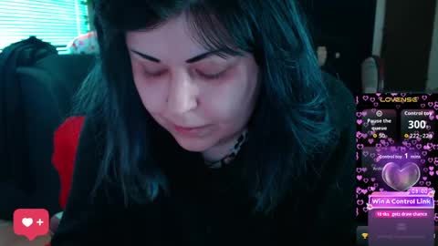 Snapshot of psychobitch69 chatting on April 24, 9:01 am OlivePsy online show from April 24, 9:01 am