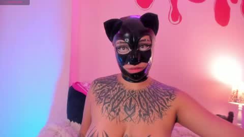 Snapshot of psychodoll_11 chatting on May 31, 3:52 pm psycodoll online show from May 31, 3:52 pm