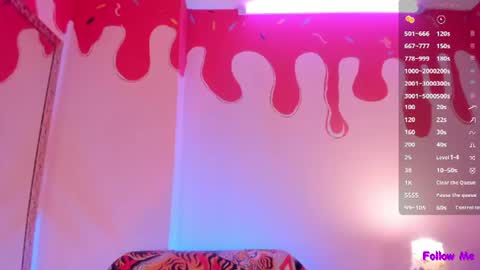 Snapshot of psychodoll_11 chatting on June 12, 9:35 pm psycodoll online show from June 12, 9:35 pm