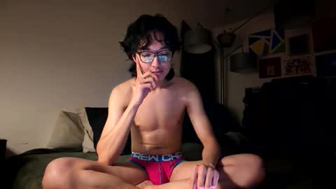 publicplayyy online show from April 26, 5:16 am