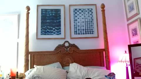 pufftpass online show from April 16, 10:16 am