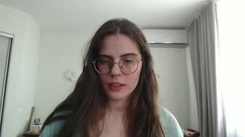 Snapshot of puffy_sex_lover chatting on April 25, 8:17 am puffy_sex_lover online show from April 25, 8:17 am