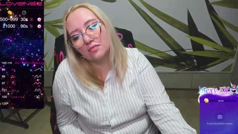 puffybun online show from January 18, 4:42 pm