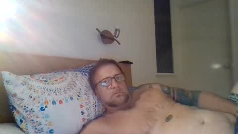 Snapshot of pulllin4u chatting on May 13, 11:51 am pulllin4u online show from May 13, 11:51 am