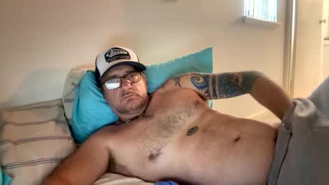Snapshot of pulllin4u chatting on May 27, 5:48 am pulllin4u online show from May 27, 5:48 am