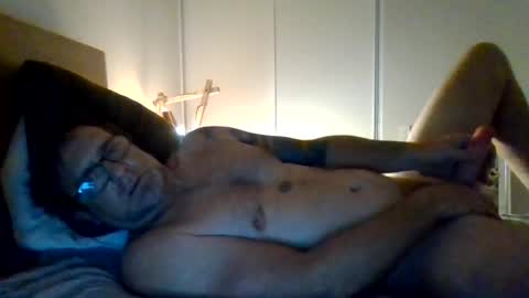 Snapshot of pulllin4u chatting on July 1, 12:51 pm pulllin4u online show from July 1, 12:51 pm