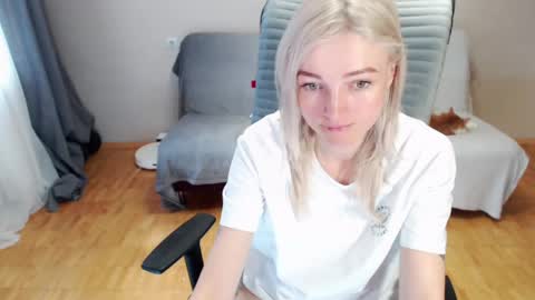 Polly online show from April 20, 6:38 am