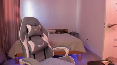 Alisa  lack of vitamin D  online show from April 29, 11:14 am