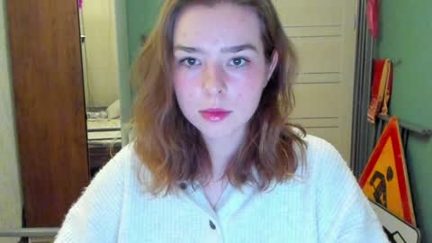 Snapshot of puoli chatting on January 13, 3:04 pm Polly online show from January 13, 3:04 pm