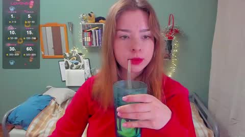 Snapshot of puoli chatting on February 23, 5:39 pm Polly online show from February 23, 5:39 pm