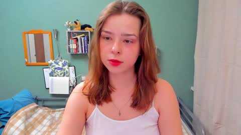 Snapshot of puoli chatting on March 9, 6:32 pm Polly online show from March 9, 6:32 pm
