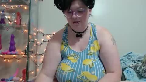 PupGhostt online show from April 21, 6:44 pm