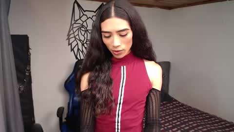 Cris online show from February 26, 5:34 pm