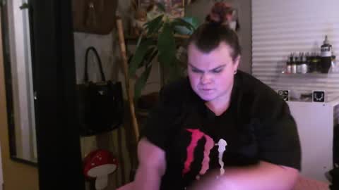 Snapshot of puppyrat chatting on December 2, 2:20 am Puppy online show from December 2, 2:20 am