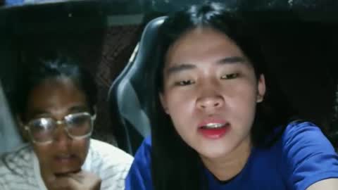 Snapshot of pure_sweetasian chatting on September 24, 1:42 am pure_sweetasian online show from September 24, 1:42 am