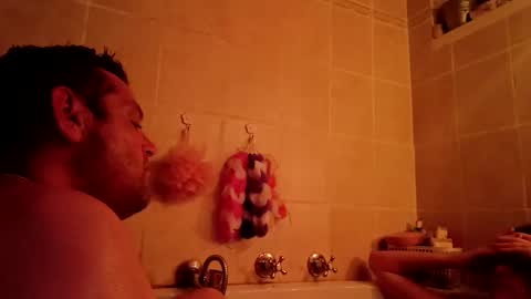 Snapshot of purecharismacpl chatting on April 6, 9:49 pm purecharismacpl online show from April 6, 9:49 pm