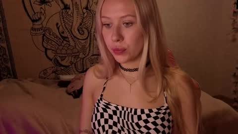 Megan online show from May 13, 9:28 am