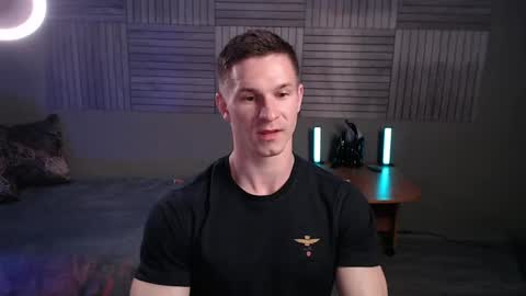 puremenshape online show from May 13, 6:27 pm